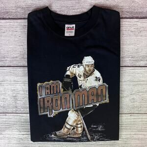 Vintage Dallas Stars Brenden Morrow "The Iron Man" Hockey T-shirt